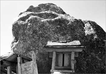 宝剣岳祠