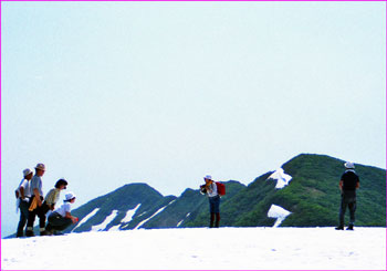 守門山頂で