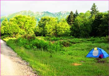 ユニ石狩登山口幕営