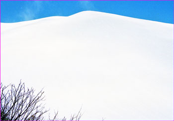 残雪の駒ヶ岳