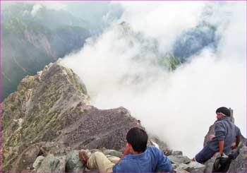 槍ヶ岳山頂で