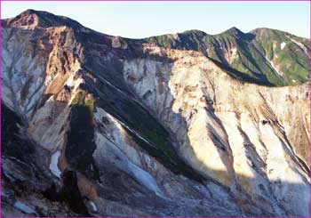 安政火口山肌