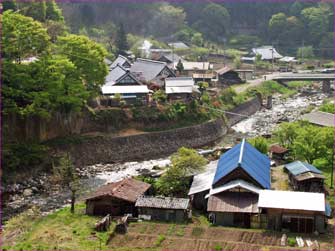 塩川沿線