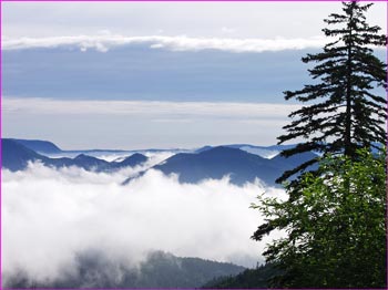 雲表の景