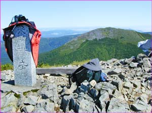 天塩山頂にて