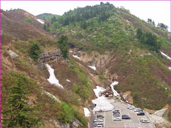 三方岩トンネル駐車場