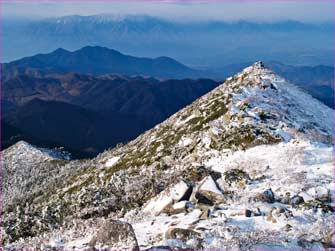 雪尾根