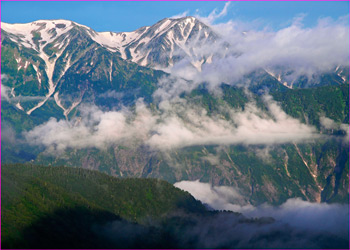 立山晴れ上がる