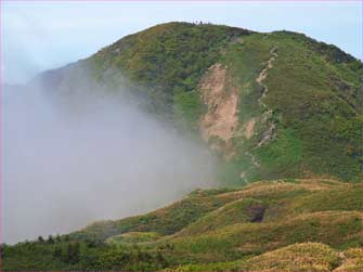 雨飾山