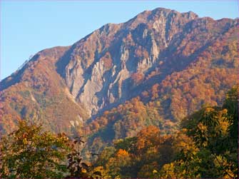 雨飾山