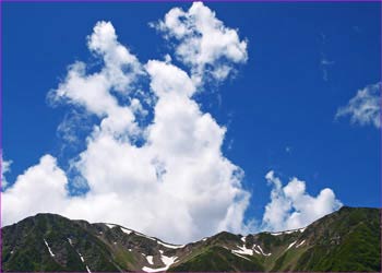 赤石岳雲わく