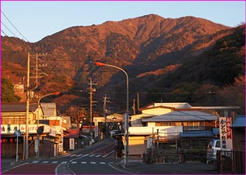 大山朝焼け