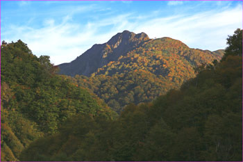 雨飾山