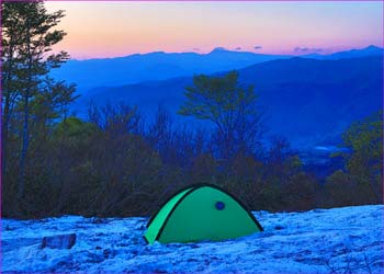 茶屋池幕営の夜明け