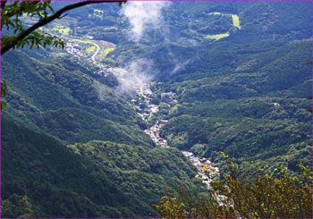 伊勢原からの大山門前