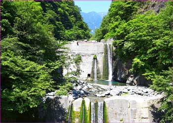 登山口砂防ダム