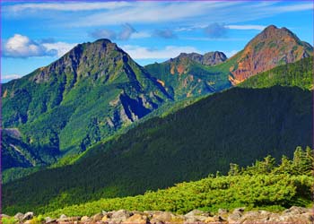 赤岳に阿弥陀岳