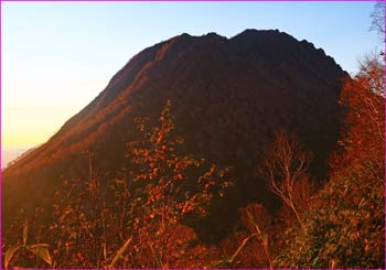 妙高山明ける