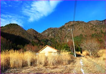 王岳への登山道