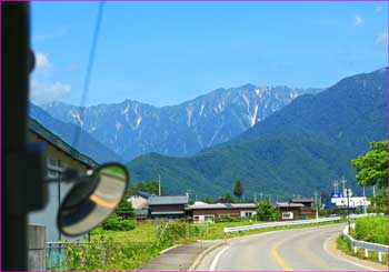 大町辺りから後立山連峰