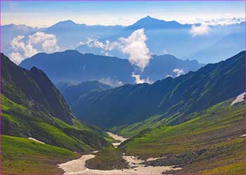 真砂沢に後立山展望