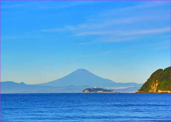 逗子海岸から富士山