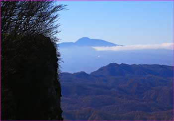 蓼科山遠望