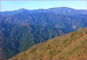 丹沢山塊展望