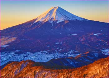 三ツ峠夜明けの富士