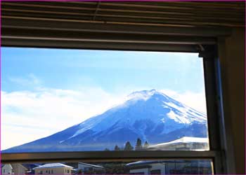 車窓から富士山