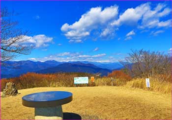 浜石岳山頂