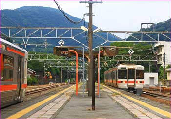 山北駅ホーム