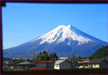 車窓から富士山