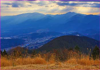 高松山で