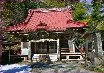 峠の神社