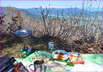 独鈷山で昼餉