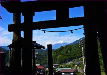 子神社から富士山