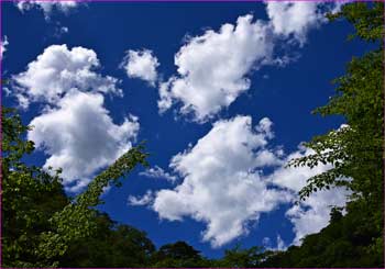 雲わく