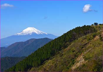 三ノ塔から富士山