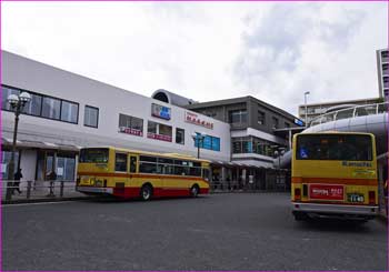 秦野駅