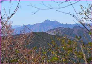 大岳山が