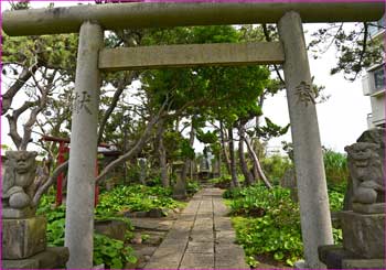 御嶽大神の鳥居