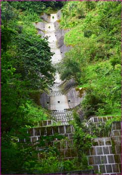 沢崩壊整地