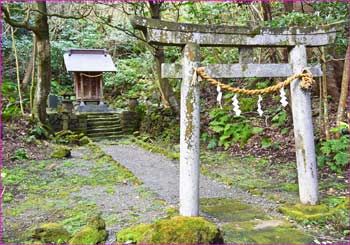 山神社