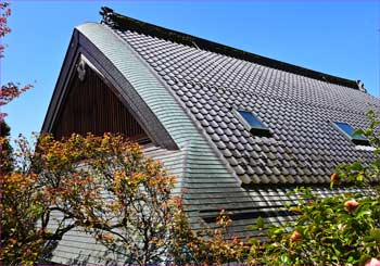 杉本寺にある建屋