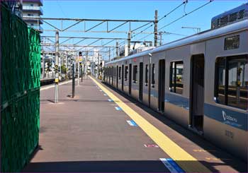 江ノ島駅ホーム