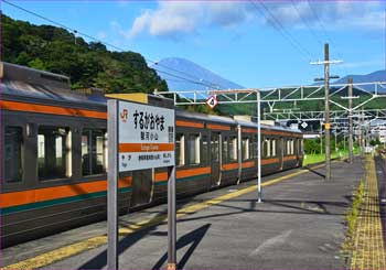 駿河小山駅