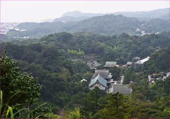 建長寺から稲村ヶ崎展望