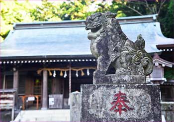 川匂神社の狛犬