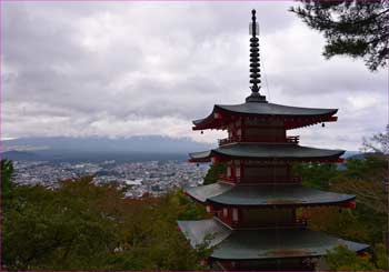 浅間神社五重塔